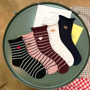 

NEW Japanese LOVE Striped Cute Kawaii Gifts for Women Cotton Socks Funny Happy Harajuku Casual Pink Streetwear crew Women Socks