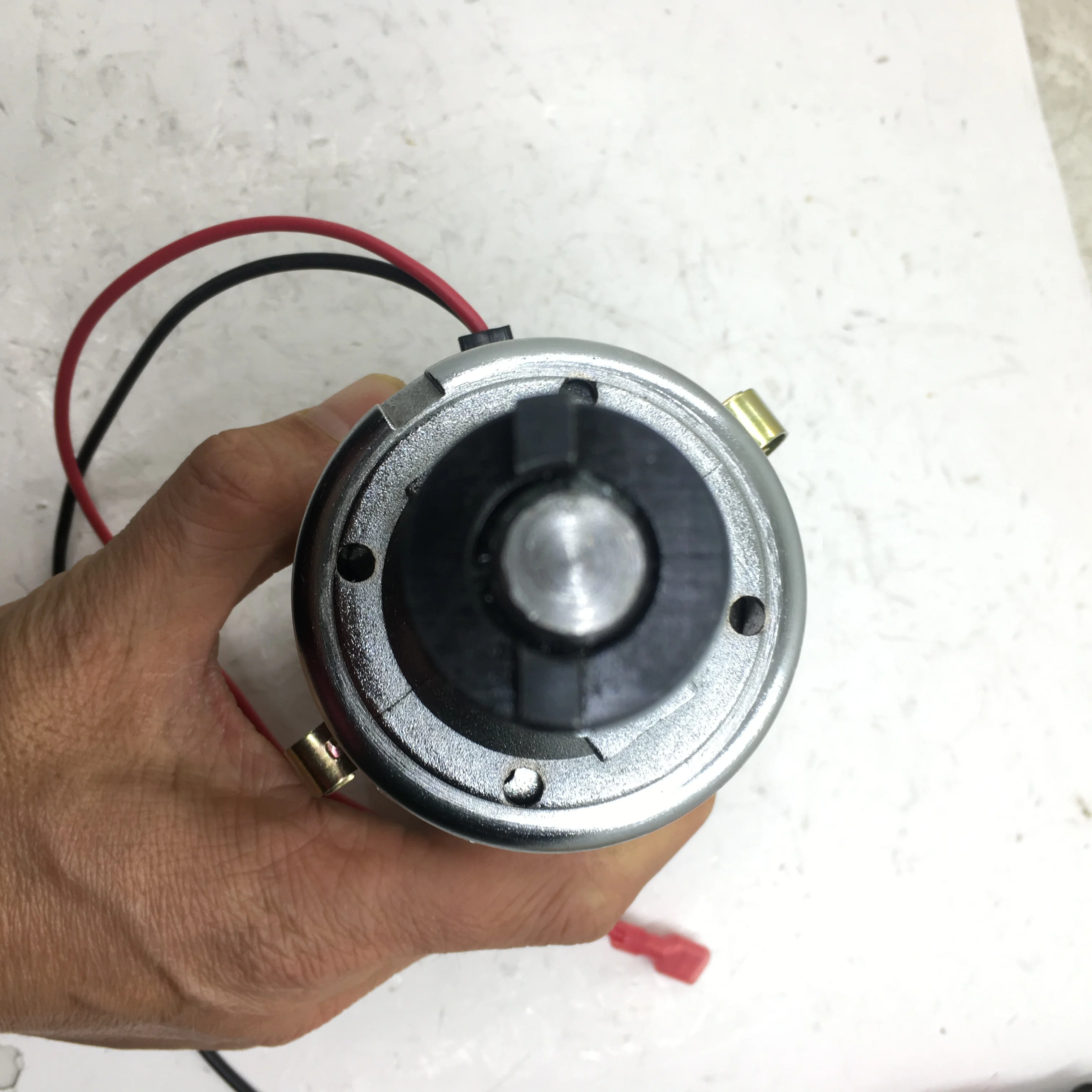 SherryBerg electronic distributor 009 / 094 Centrifugal Advance Distributor Chrome For VW 1200-2332cc Engines white clean cap