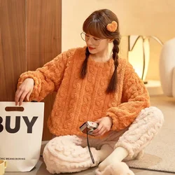 New Pajamas Set For Women Autumn Winter Thick Warm Flannel Pyjamas Suit Long Sleeves 2Piece /Set Home Clothes Female