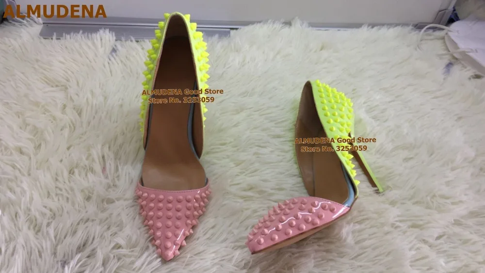 2004S1021 黄色拼粉色漆皮全柳钉 刘一刀