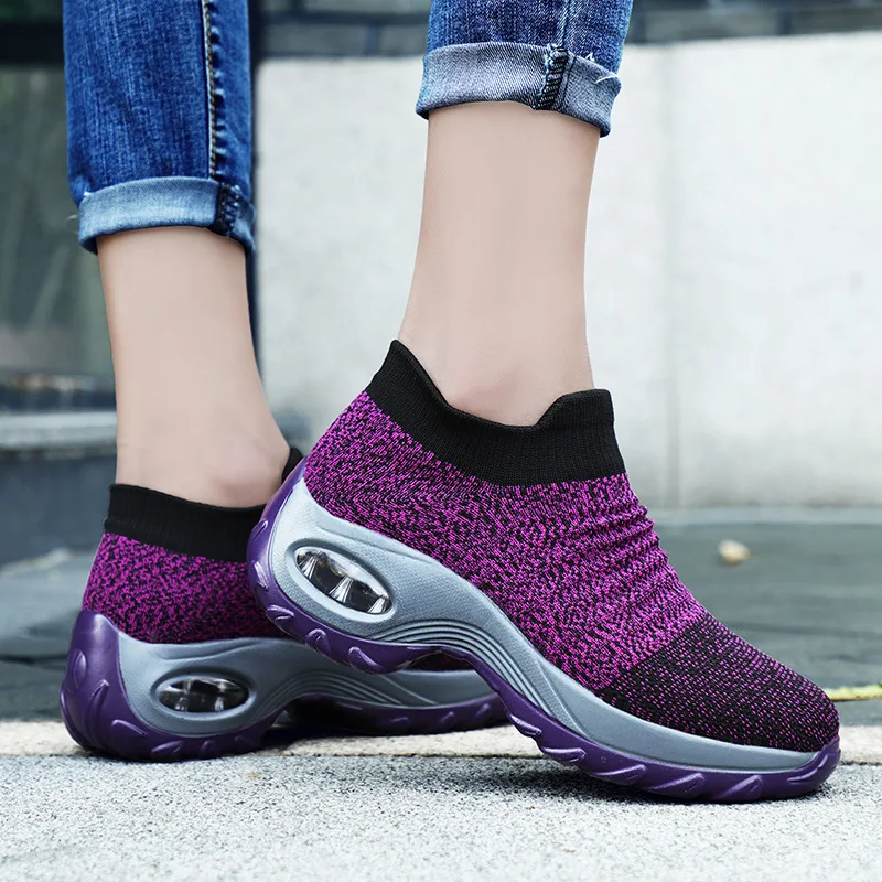 

Hot Selling Athletic Shoes WOMEN'S Socks Shoes Fly Netting Surface Breathable Large Size WOMEN'S Shoes 35-42