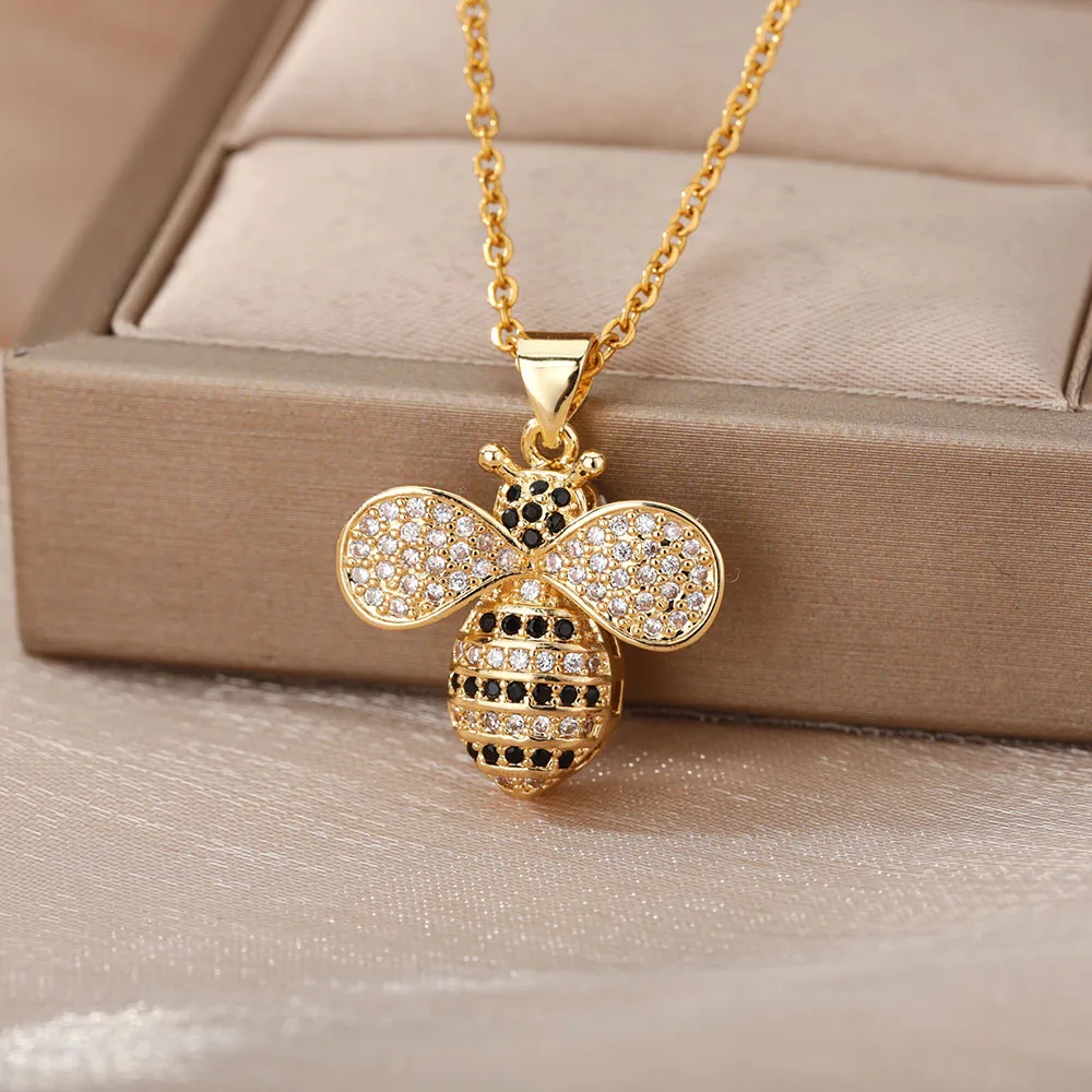 RXSMll Bee Pendant Necklace For Women 