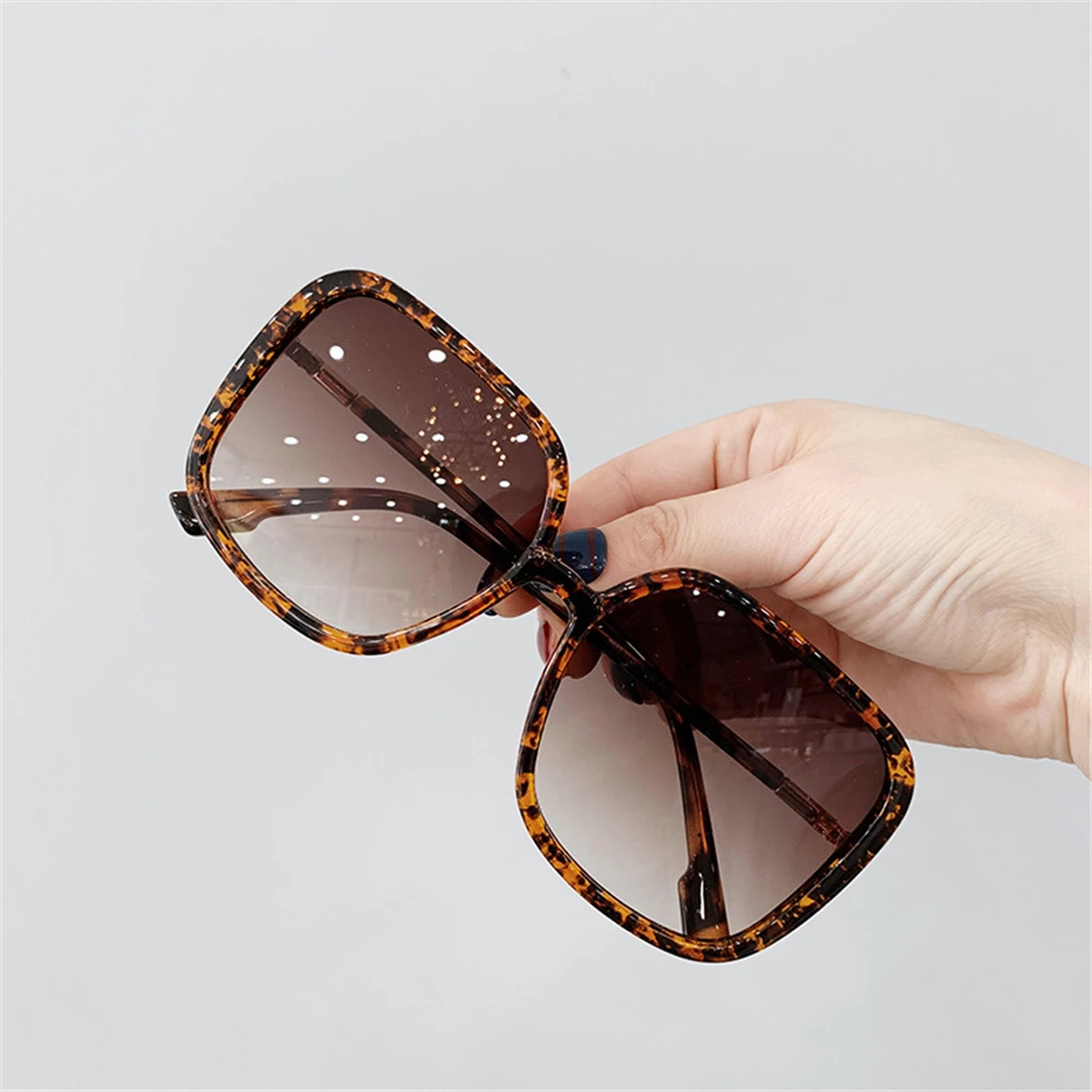 

Очки солнцезащитные для мужчин и женщин UV-400, роскошные дизайнерские модные классические трендовые квадратные солнечные очки в ретро стиле, с защитой от ультрафиолета