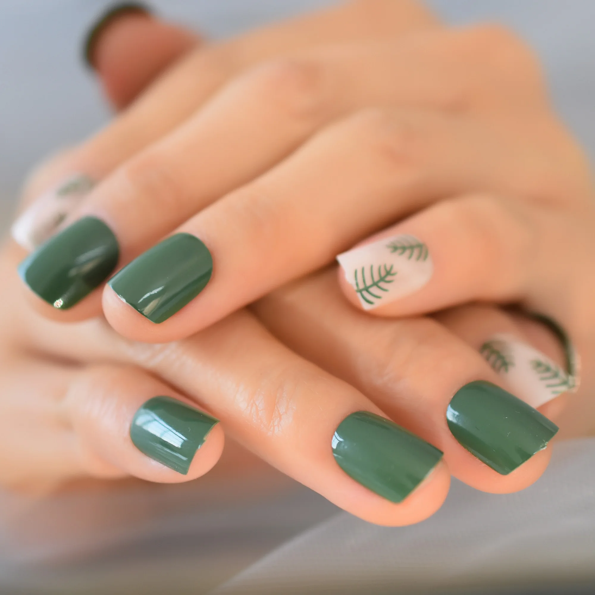 Short Green Forest Fake Nails Plant Pattern Square Gel Salon Full  Fingernails Designs Easy Wear Nail Art - False Nails - AliExpress