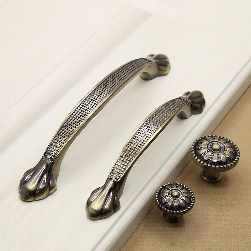 

Vintage Handle Bronze European Style Cabinet Wardrobe Door Drawer Classical Retro Handle Zinc Alloy Solid Green Ancient Handle