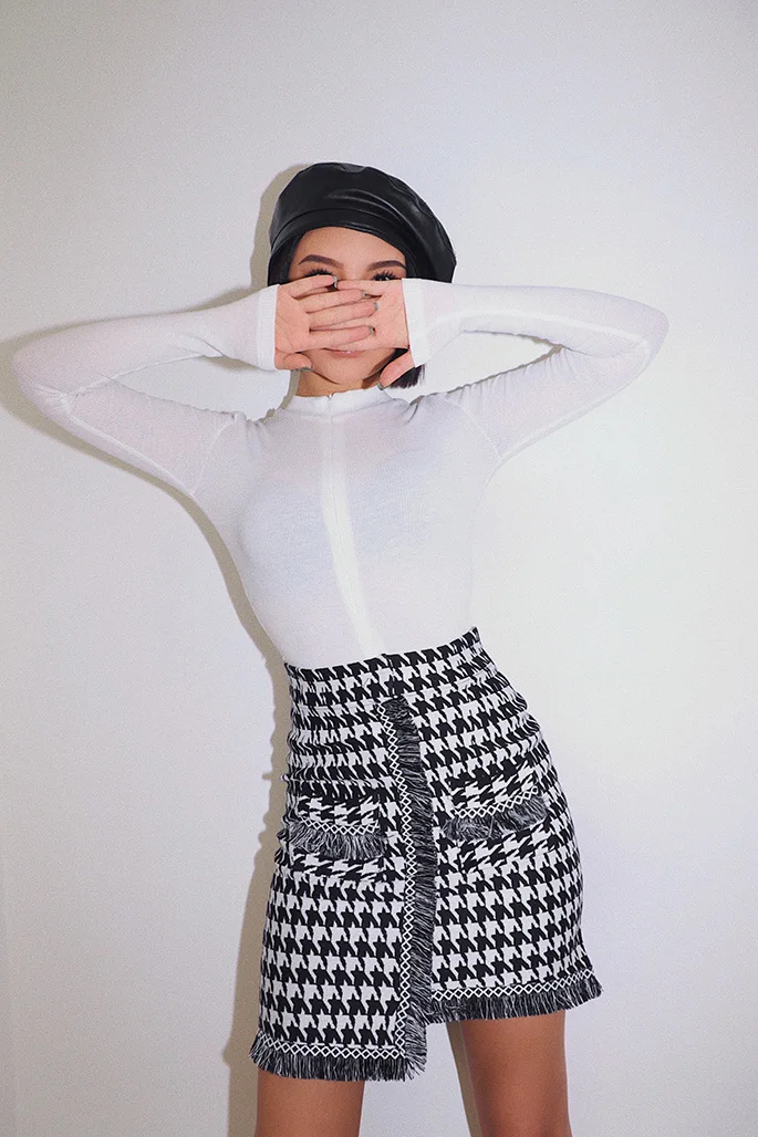 2019 Новая модная женская одежда, асимметричная юбка с бахромой в клетку, осенняя юбка с высокой талией