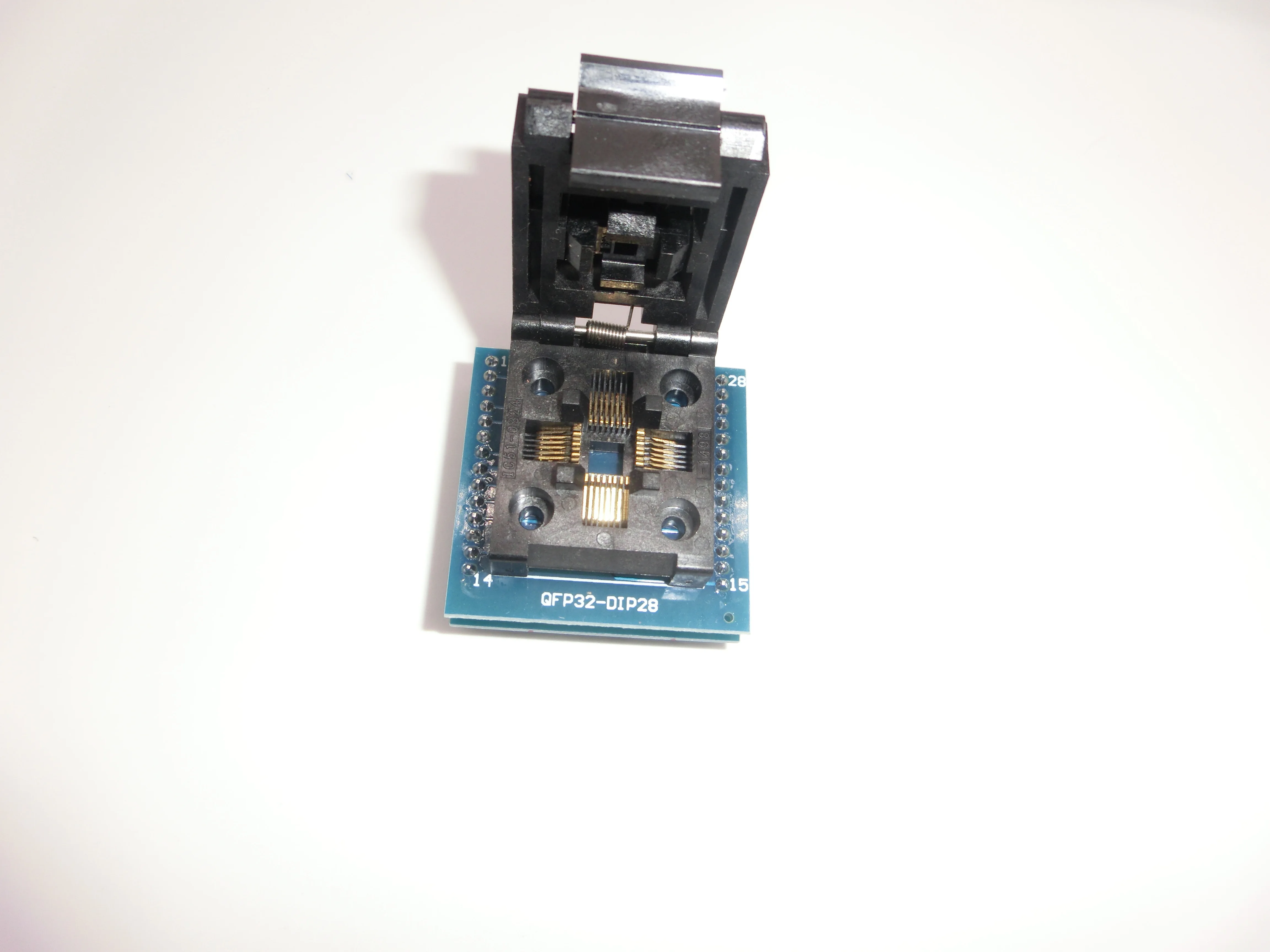 Бесплатная доставка Универсальный IC адаптер разъем LQFP TQFP QFP 32 к DIP 28 TQFP32 QFP32 DIP28