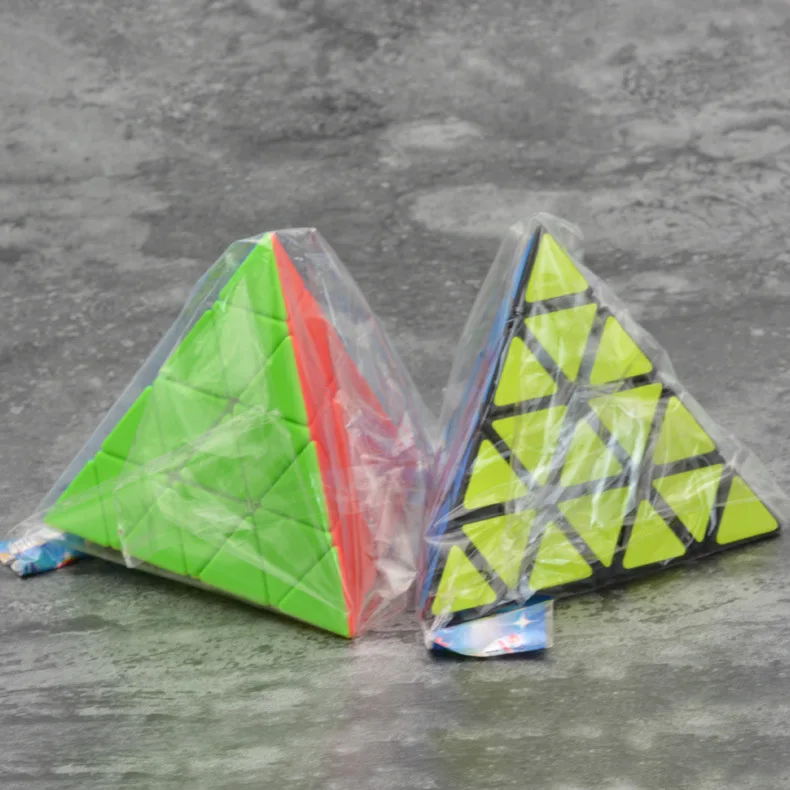 [Музыка вечерние Четвертого порядка пирамиды Стразы «Кубик Рубика»] набор термопластичных 4 цвета(по заказу) гладкие треугольные Стразы «Кубик Рубика» студентов образовательных силы