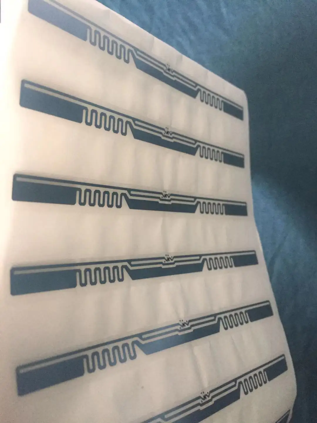 RFID антижидкая этикетка UHF беспилотная электронная этикетка в розницу