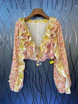 

2020 New Style for Autumn and Winter Women's Deep V-neck Outdoor mu er bian Splicing Print Long-Sleeve Short Shirt 907