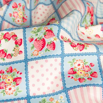 

Half-Meter Japanese Kokka Cotton Fabric Patchwork Quilting Panel Fabric for sewing Strawberry B