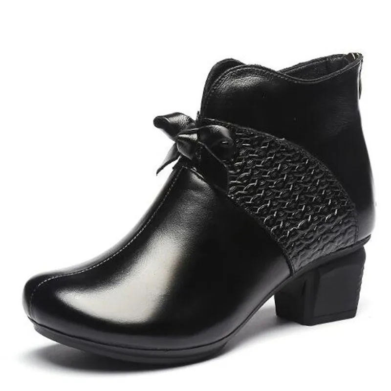 black autumn boots Новинка; осенние ботинки из натуральной кожи с бантом в стиле ретро; женские ботинки; обувь из тисненой лакированной коровьей кожи на высоком каблуке; теплые зимние ботинки - Цвет: black autumn boots