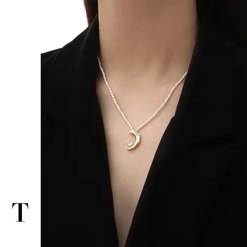 

2021 New Natural Freshwater Baroque Pearl Chain Moon Pendant Necklace for Women Real Pearl Wedding Jewelry 38mm