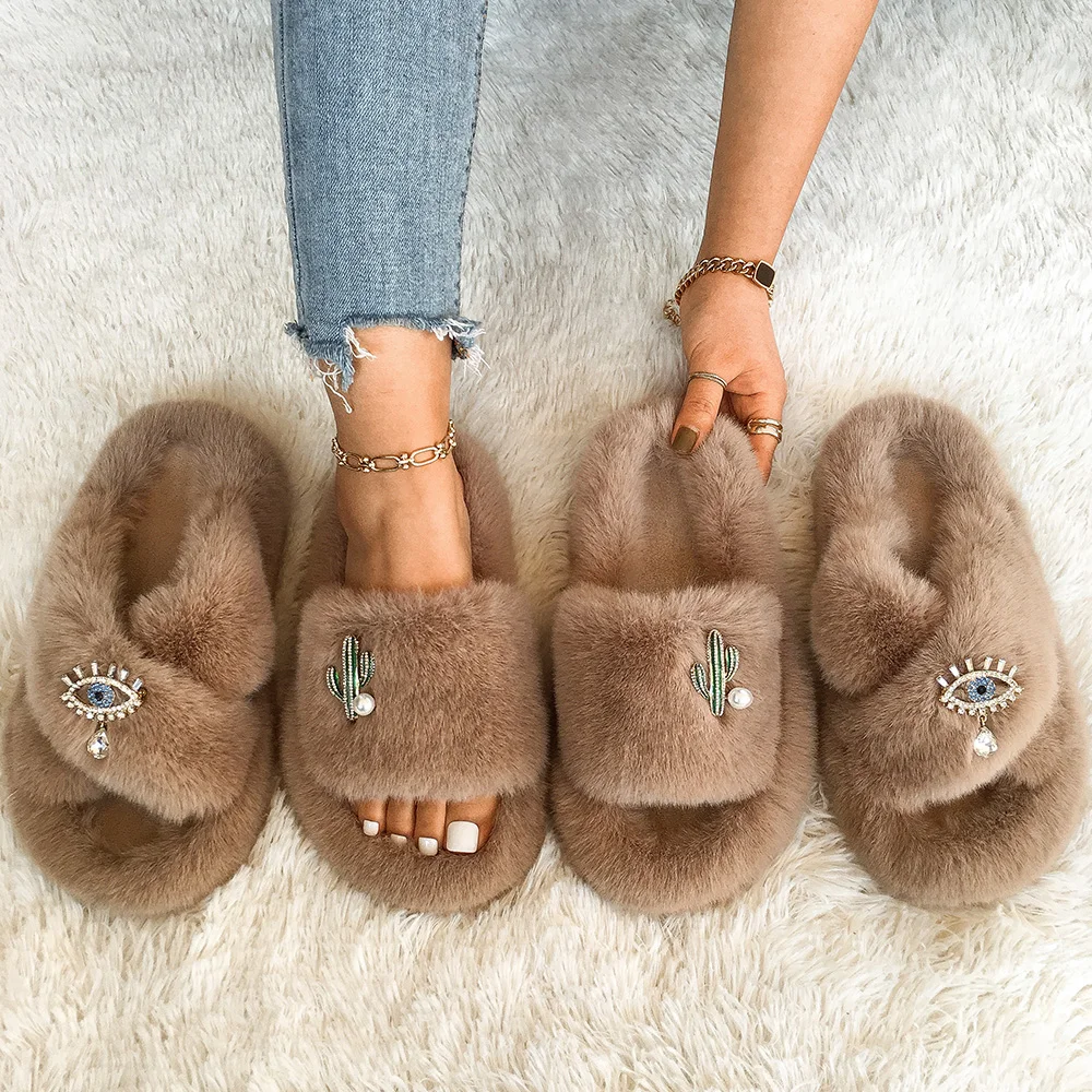 

slippers Female Fashion Cactus Decor Faux Fur Slides For Women Fluffy Flip Flops Winter Warm Fur Sandals Pearl Slippers Shoes