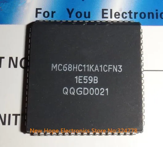 MC68HC11F1CFN4 1 PC LOT