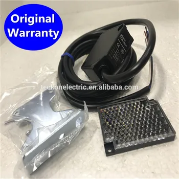 

E3JK-RR11-C Omron Sensors with Brackets and Reflectors