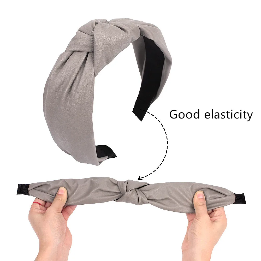 12180170139_64356601