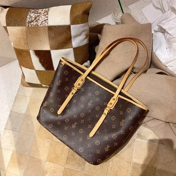 

Genuine Leather Lady Large Capacity Bag 2020 New Fashion Single Shoulder Armpit Bag Messenger Bag Crossbody Bags Hand Bags CC GG