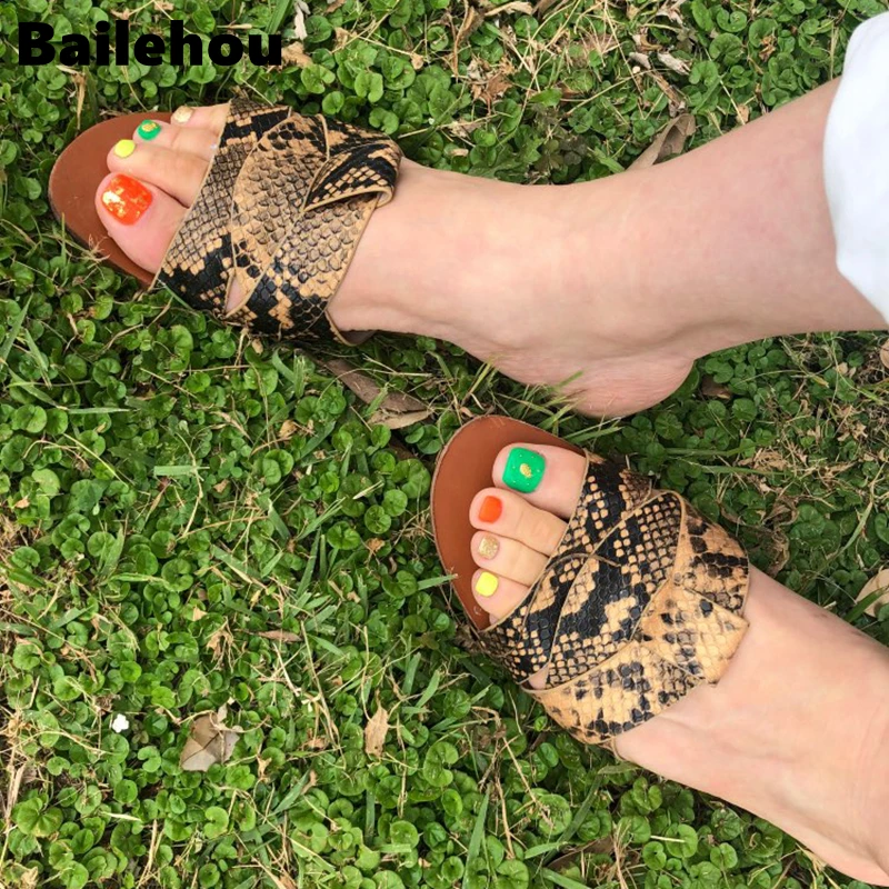 Новые модные брендовые женские тапочки Bailehou уличные пляжные шлепанцы