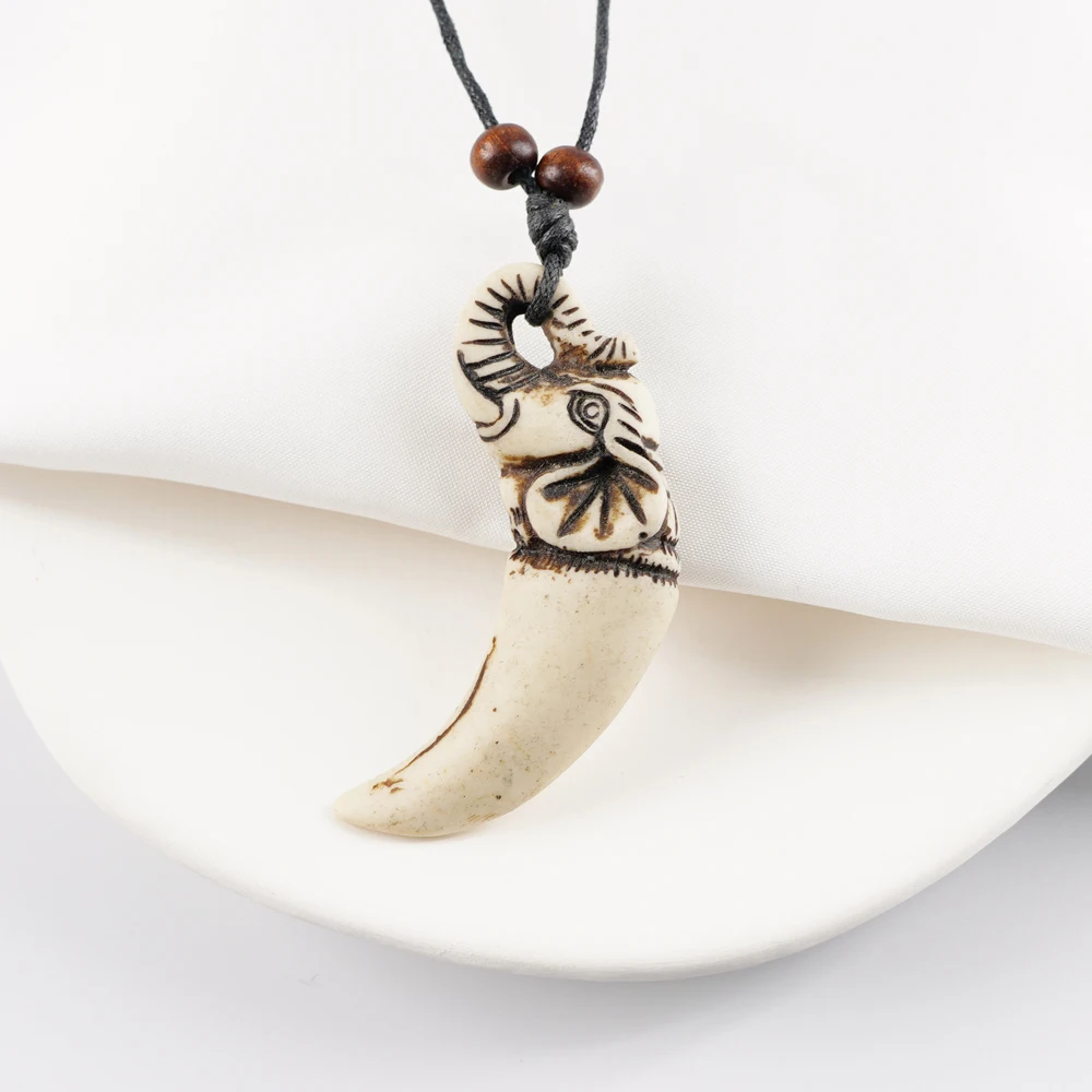 LeeSell Cool Boy Men s Imitation Vintage Yak Bone Carved Pendant Wolf Elephant Tooth Necklace Amulet