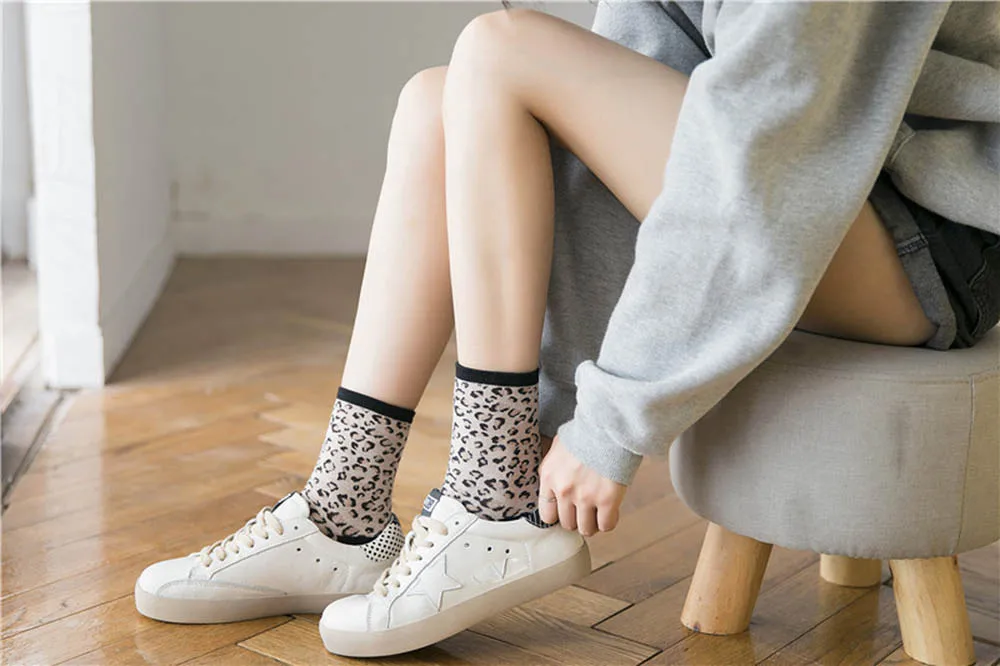 Женские хлопковые носки с леопардовым принтом, средний бочонок, Ретро стиль, дышащие женские ворсовые носки, женские зимние теплые носок с изображением леопарда