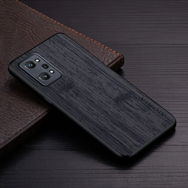 Luxurious Bamboo Wood Pattern Leather Phone Case - Premium Craftsmanship