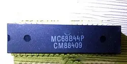 IC новый оригинальный MC68B44P DIP40 Бесплатная доставка