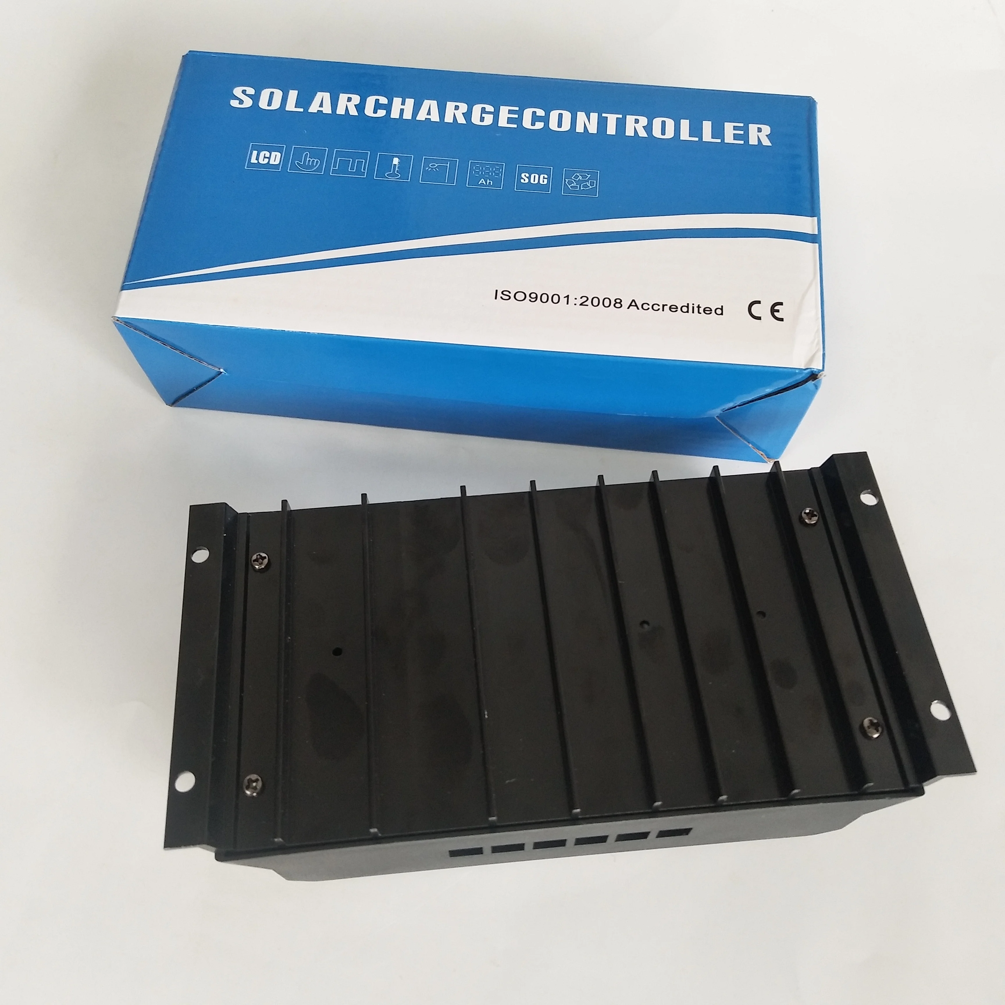 60A 50A 40A 30A 20A 10A 12V 24V Авто за максимальной точкой мощности Солнечный контроллер