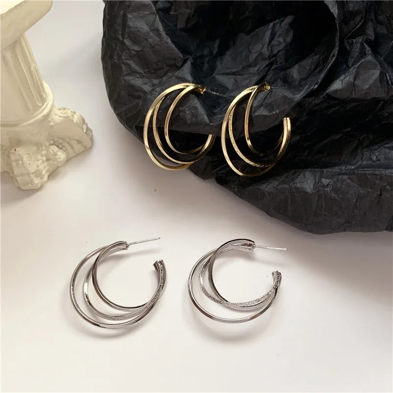 

S925 Silver Needle South Korea Elegant Retro Simple C- Shaped Earrings High Grade Sense Metal Exaggeration Ear Stud Ring Women's