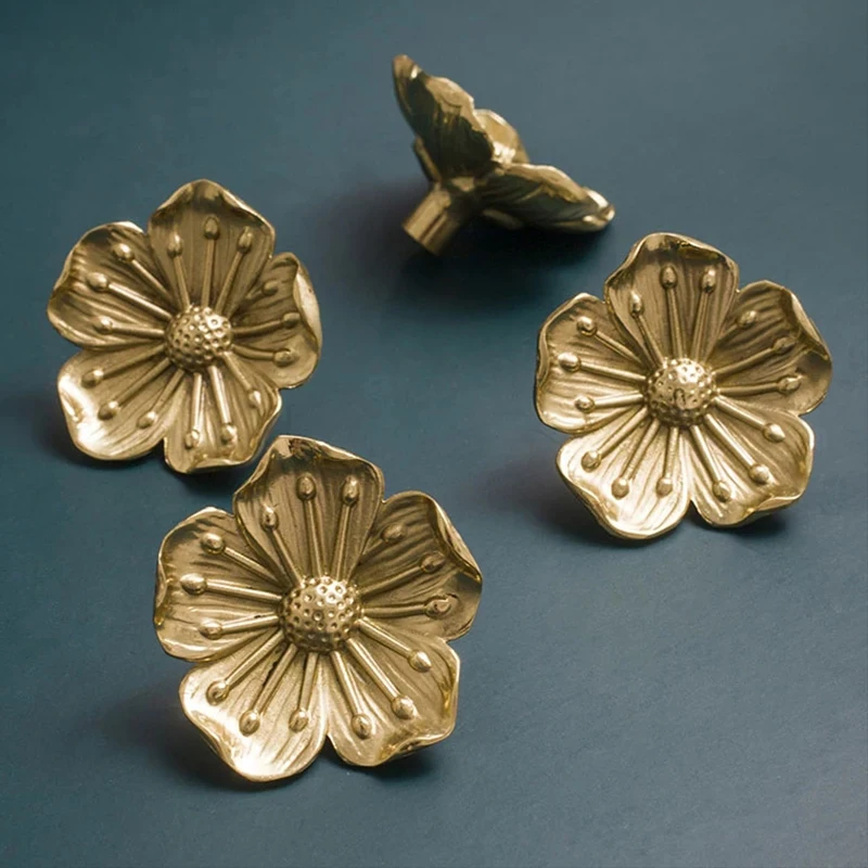Antique Brass Golden Wardrobe Handles Plum Blossom Flower Knobs