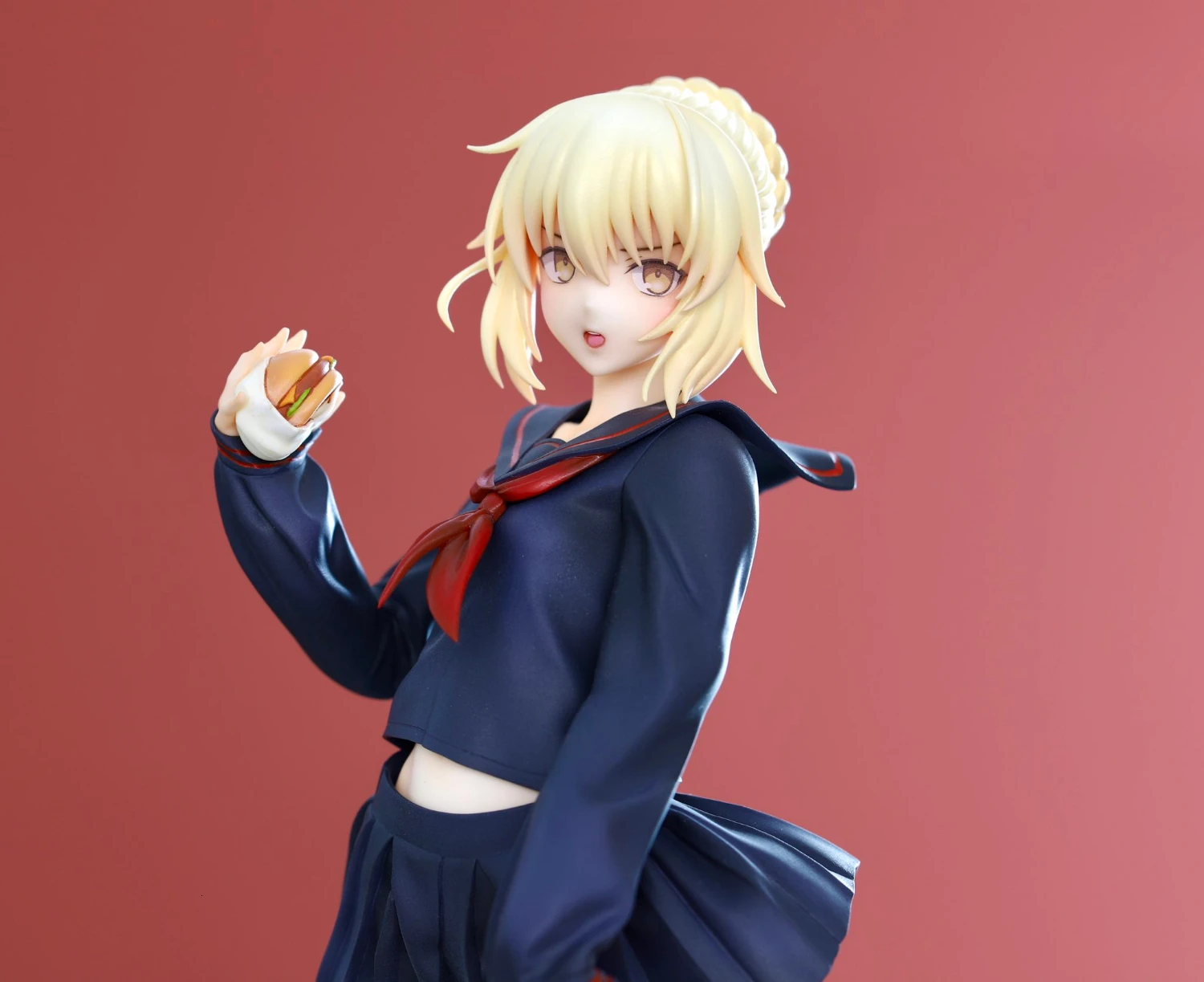 Набор фигурок из смолы 1/6 Fate Altria Pendragon Saber Alter Seifuku Ver. Неокрашенная модель из смолы для гаража
