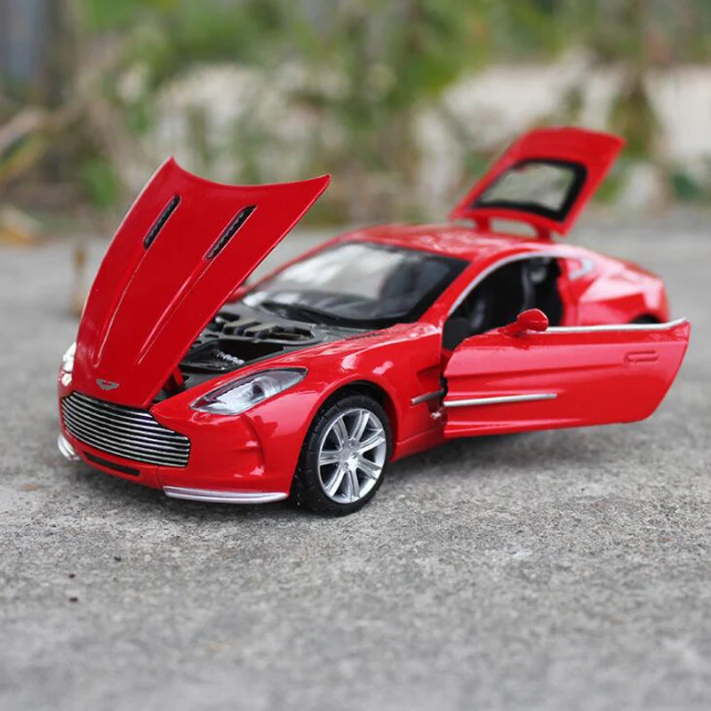 

1:32 Metal Pull Back Sound And Light Die Casting Car Model Miniature Model With Sound And Light Electric Car Toy Children's Gift