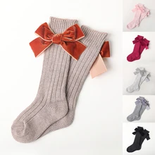 Новинка; Вязаные Короткие носки с бантом для женщин; сезон осень-весна; повседневные однотонные модные вязаные короткие носки для девочек; женские уличные носки