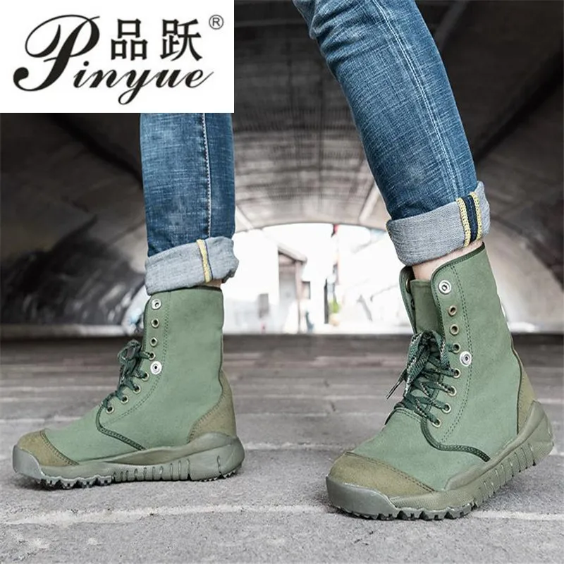 Mens Shoes Boots Casual boots for Men Green Teva Leather Ankle Boots in Military Green 