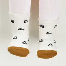 Детские носки коллекция года, новые стильные хлопковые носки в южнокорейском стиле на осень и зиму Детские Короткие Носки с рисунком для маленьких детей