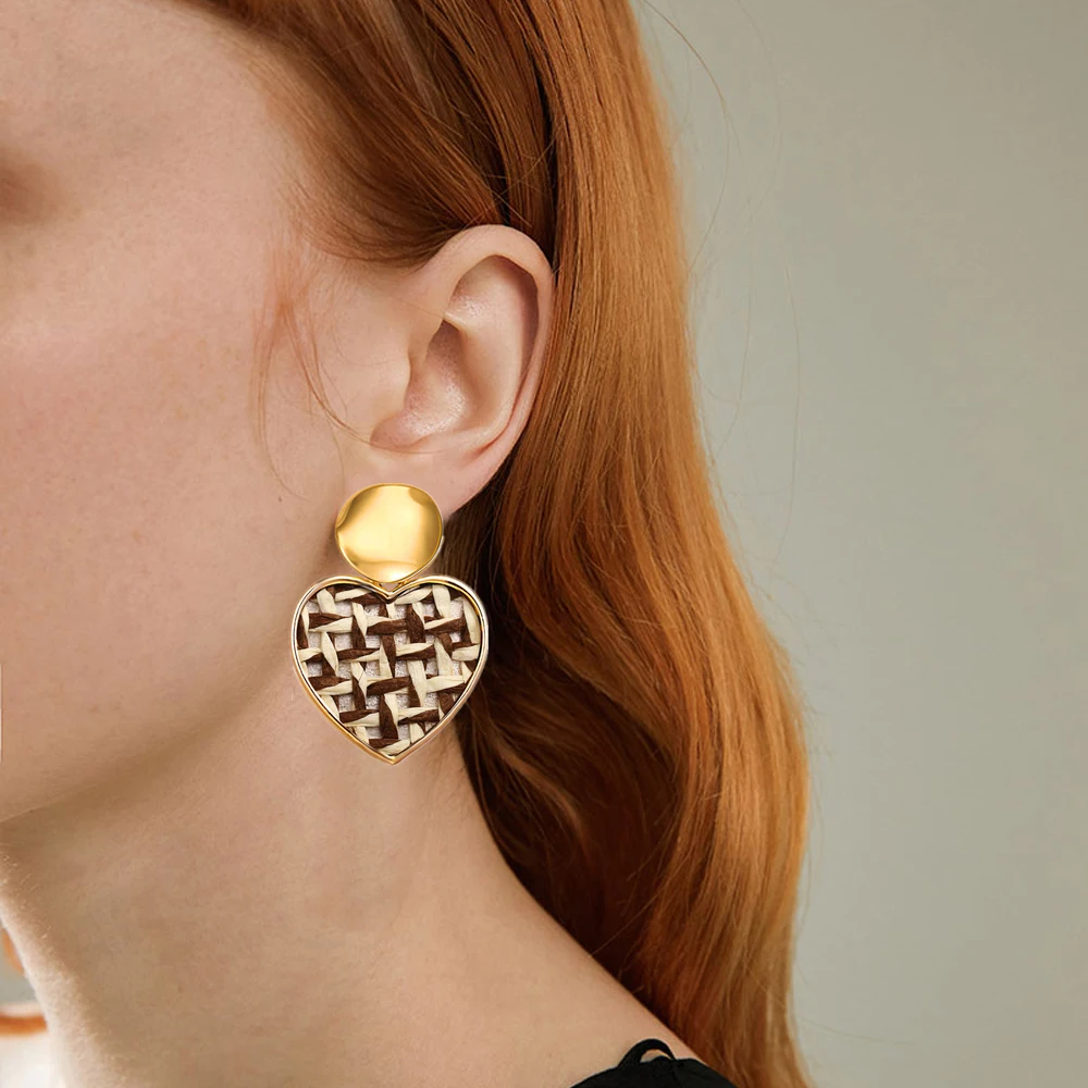 

HOCOLE Wooden Earrings Women Handmade Geometric Heart Round Weave Rattan Earrings For Women Za Gold Bamboo Drop Earring Jewelry