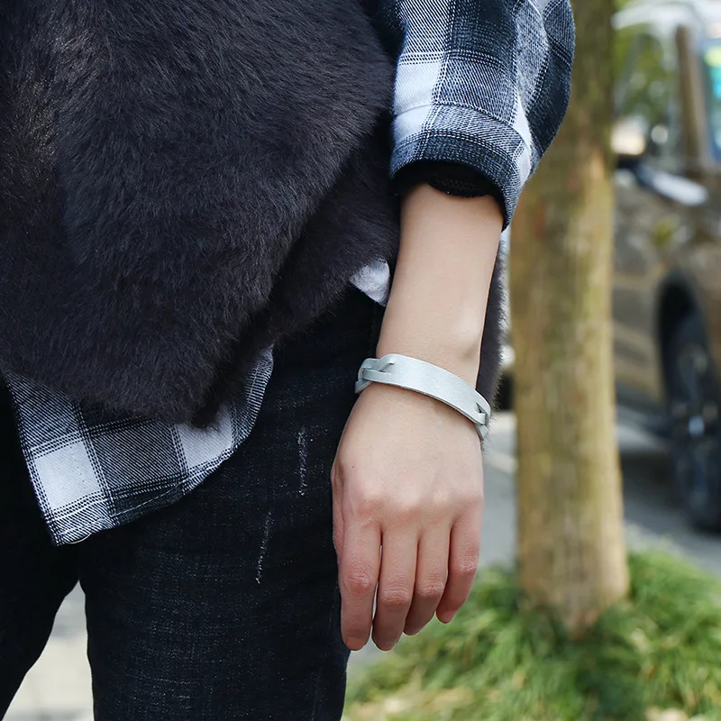 11828252139_2118088041