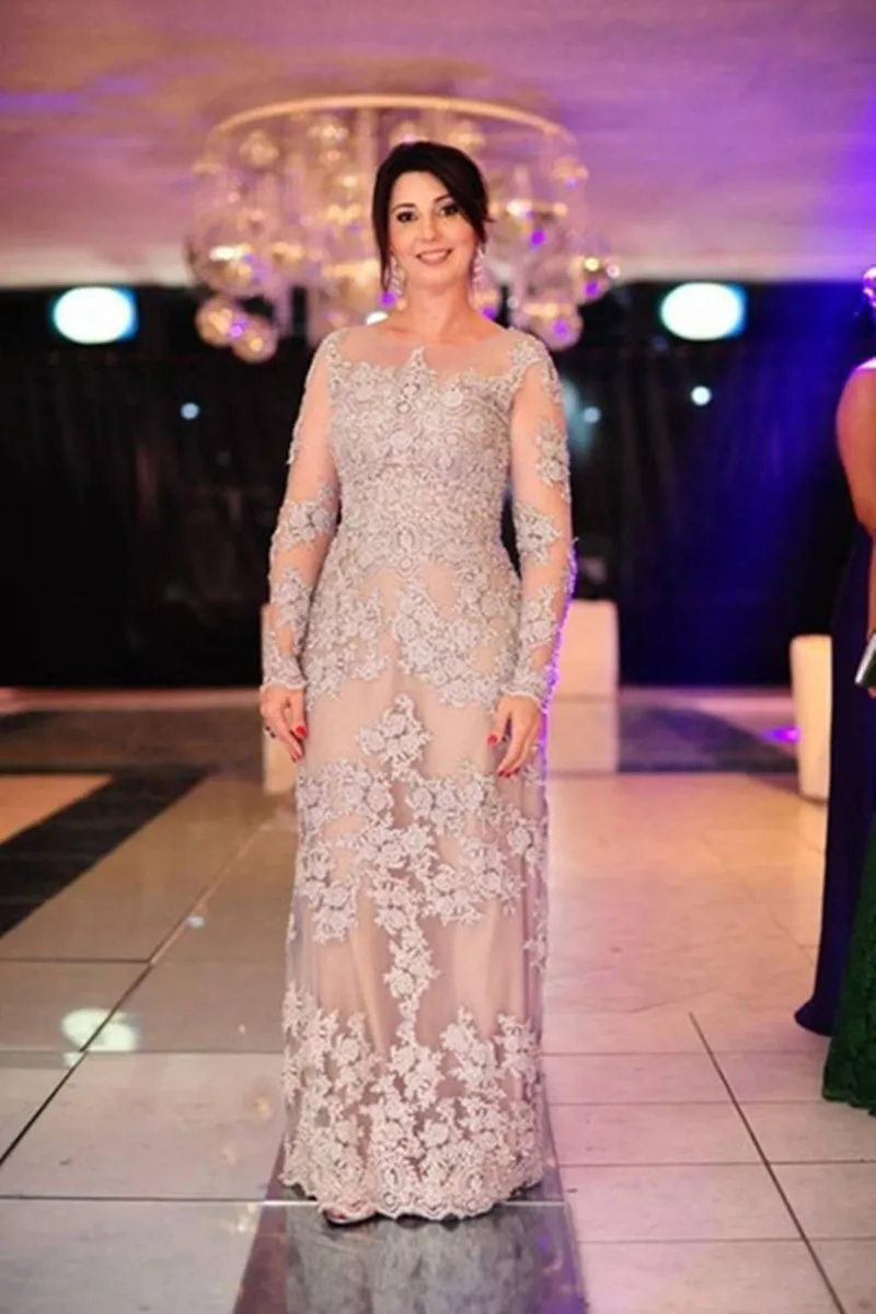 Tulle Applicaties Plus Size Moeder van de Bruid Dress Lace Lange Mouwen Trouwjurk voor Vrouwen Party Avondjurk 2020 nieuwe Ontwerp Tulle Applicaties Plus Size Moeder van de Bruid Dress Lace Lange Mouwen Trouwjurk voor Vrouwen Party Avondjurk 2020 nieuwe Ontwerp