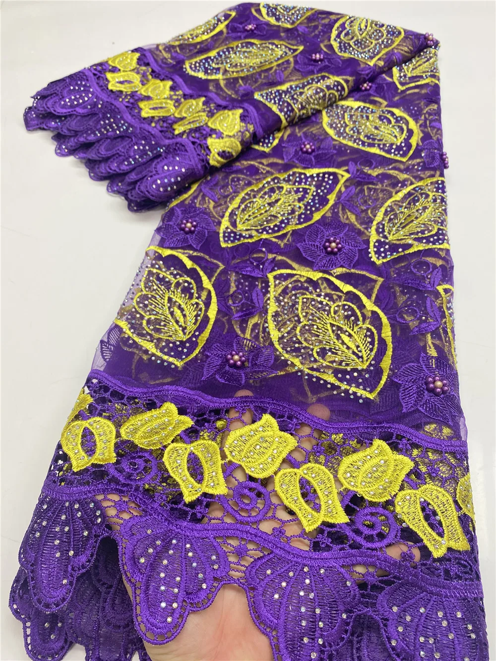 

Latest African Lace Fabric 2020 High Quality Lace Material French Nigerian Lace Fabrics With Stones For Wedding SewingYA3565B-1