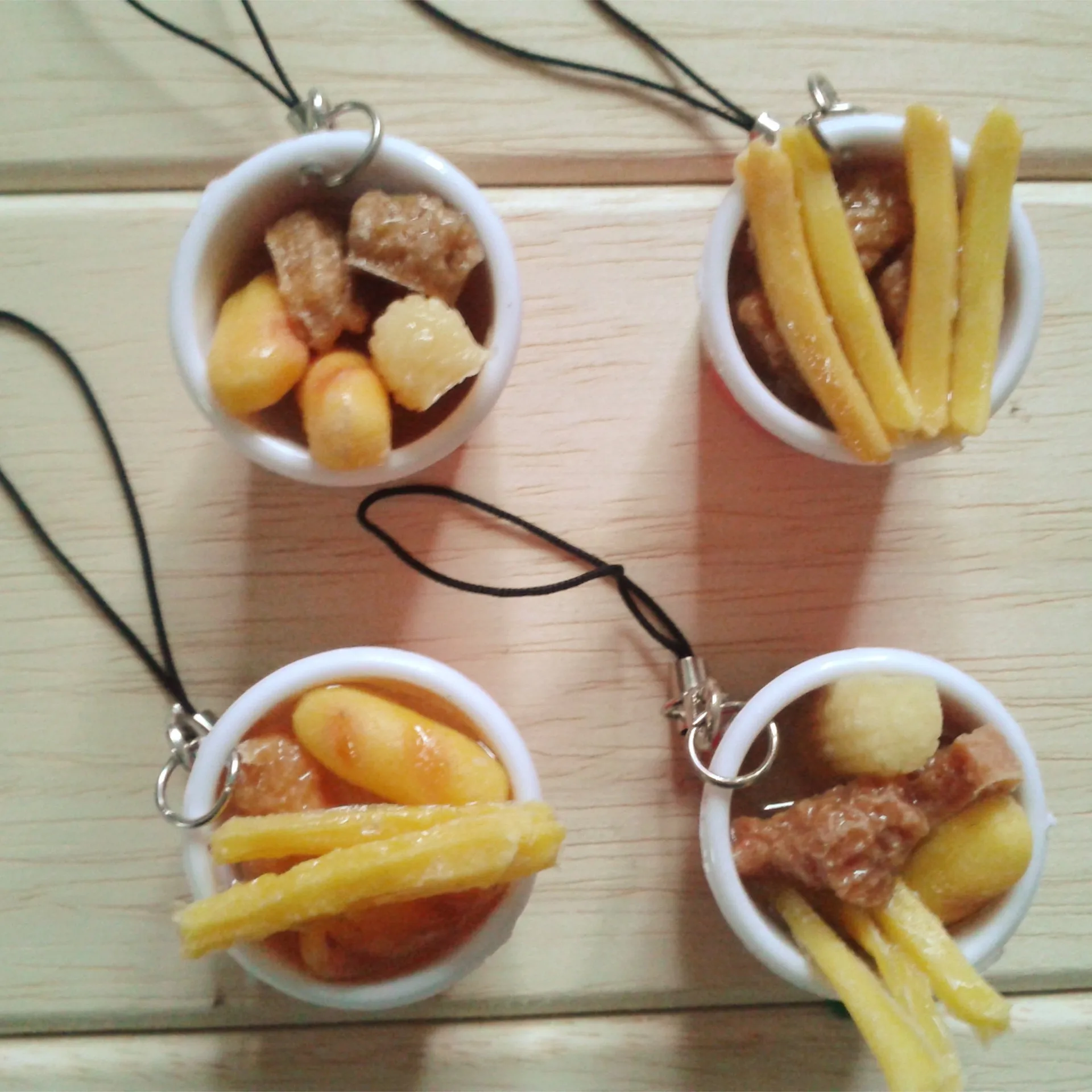 

Wholesale Supply Imitation Foods Pendant Model Small KFC Mobile Phone Pendant Realistic And Small Exquisite