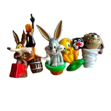 

Anime LooneyTunes Toy Figure 5pcs/set Bunny Tasmanian Devil TweetyBird Wile E Coyote Bugs Rabbit Ornament Desktop Model Toy Gift