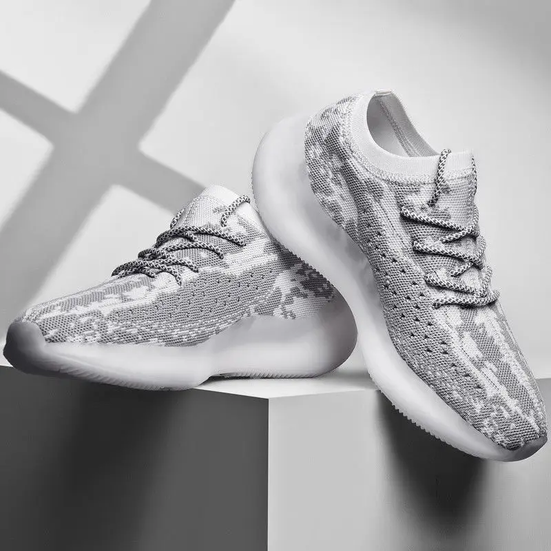 

2020 New Men's running Shoes Kanye West Designer Men Breathable Flyknit Mesh Antiskidding Gym Running Elastic Sneakers Boost 350
