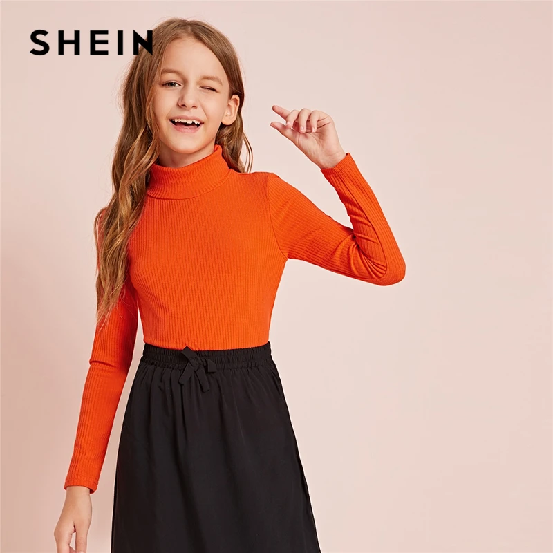SHEIN Kids/однотонная трикотажная Повседневная футболка в рубчик с воротником-стойкой; детский топ; осень г.; приталенные базовые Детские футболки с длинными рукавами