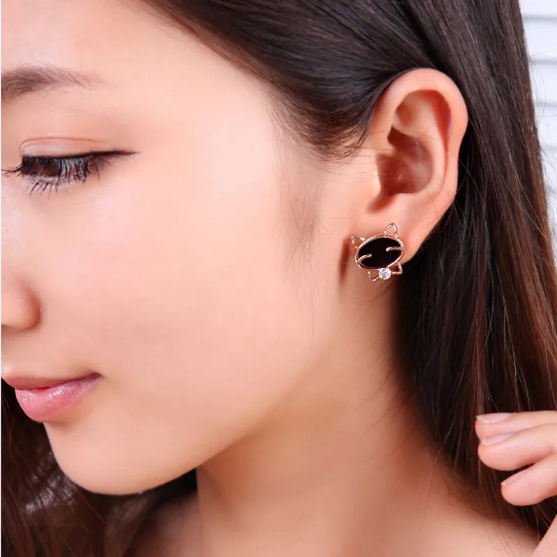 

1Pair Black Stud earring Steady For Girl High Class Smile Cat High-Grade Fine Diamond Stud Earrings set orecchini сережки серьги