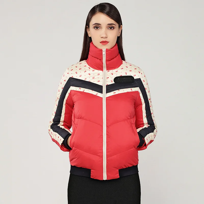 

the winter of 2019 new paragraphs short down jacket couture shows with a warm coat collar cultivate morality undertakes