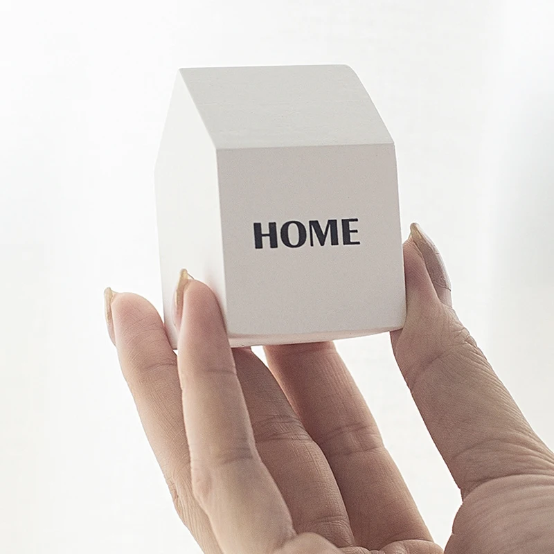 Diatomite moisture-absorbing dry block refrigerator moisture-regulating adsorbing peculiar smell and preventing moisture