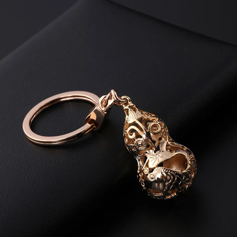 

Jobon Bang Metal Hollow out Small Gourd Keychain Creative Men And Women Cool Retro Key Chain Pendant Gift