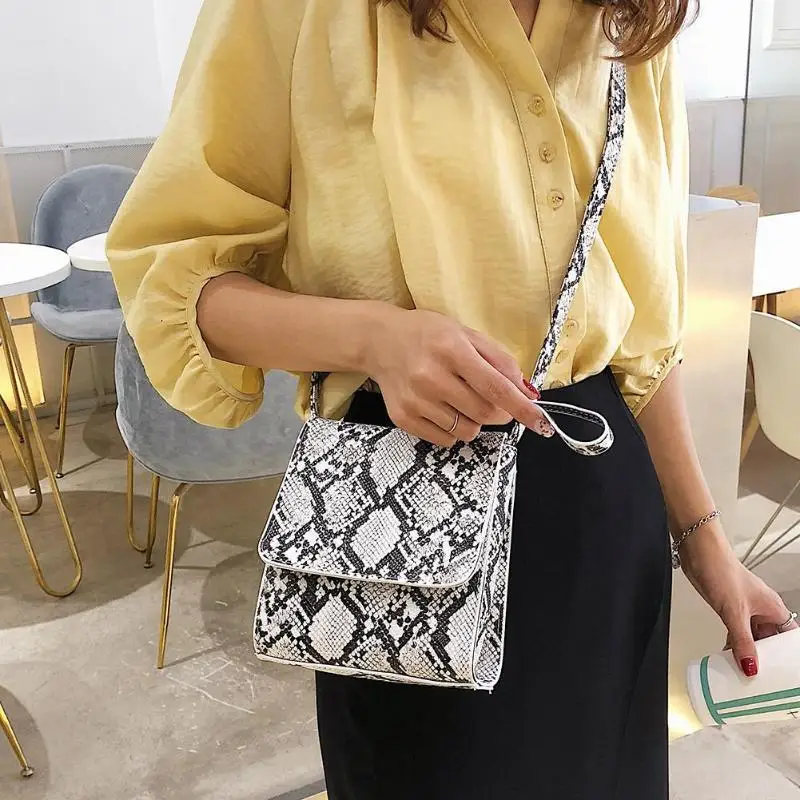 

Snake Shoulder Bag Daily PU Leather Women Serpentine Fashion Casual Chain Messenger Handbag Crossbody Shopping Bags