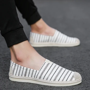 

2019 Hot Sale Men Casual Shoes Striped Soft Sole Canvas Shoes Men Anti-slip Slip On Flat Driving Shoes