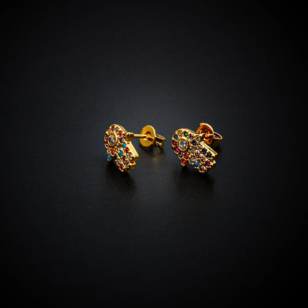 Женские серьги гвоздики Lucky Eye Hamsa золотого цвета с инкрустацией и радужным